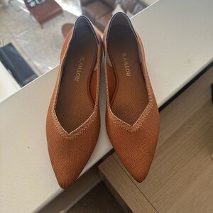 Camel point Rothy’s